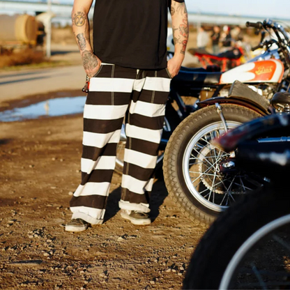 Outlaw Stripes – Biker Pants im Prison-Look